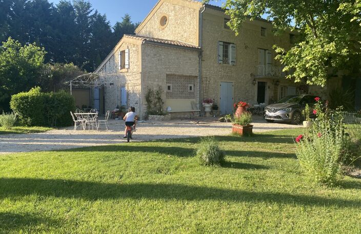 Maison et dépendances — photo 2