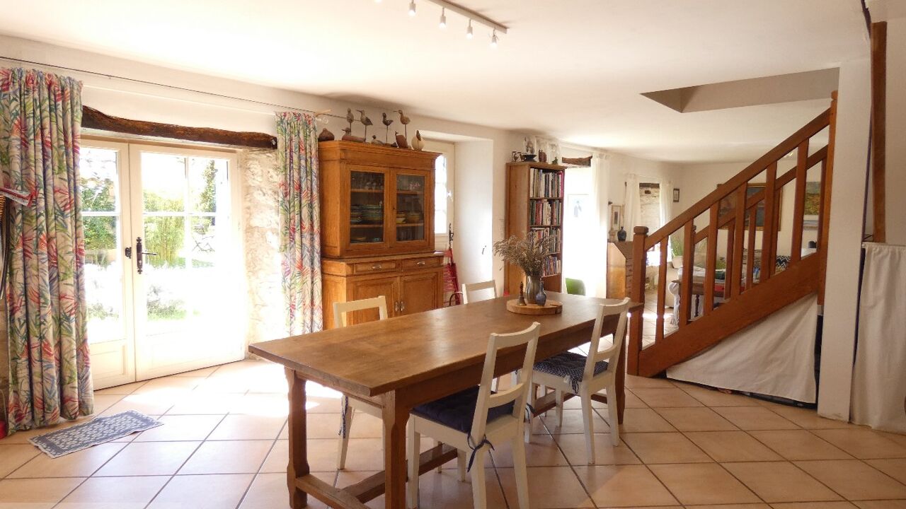 maison 6 pièces 158 m2 à vendre à Cordes-sur-Ciel (81170)