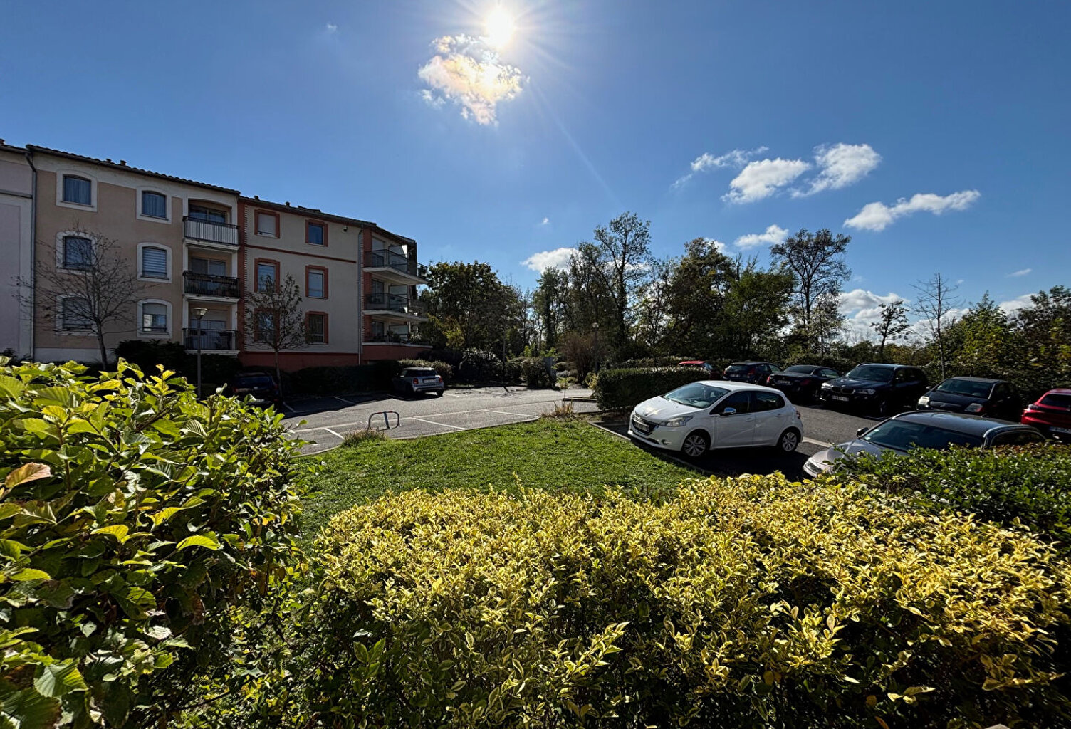 GRENADE-RESIDENCE AVEC PISCINE — photo 1