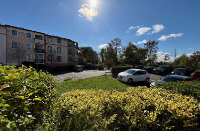 GRENADE-RESIDENCE AVEC PISCINE — photo du bien