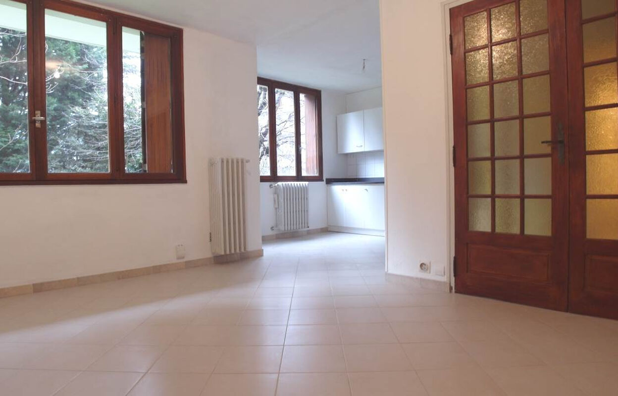 appartement 2 pièces 40 m2 à louer à Saint-Martin-d'Hères (38400)