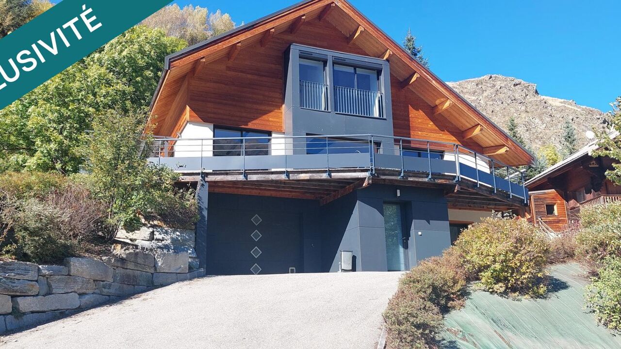 maison 7 pièces 186 m2 à vendre à Saint-Martin-de-Queyrières (05120)