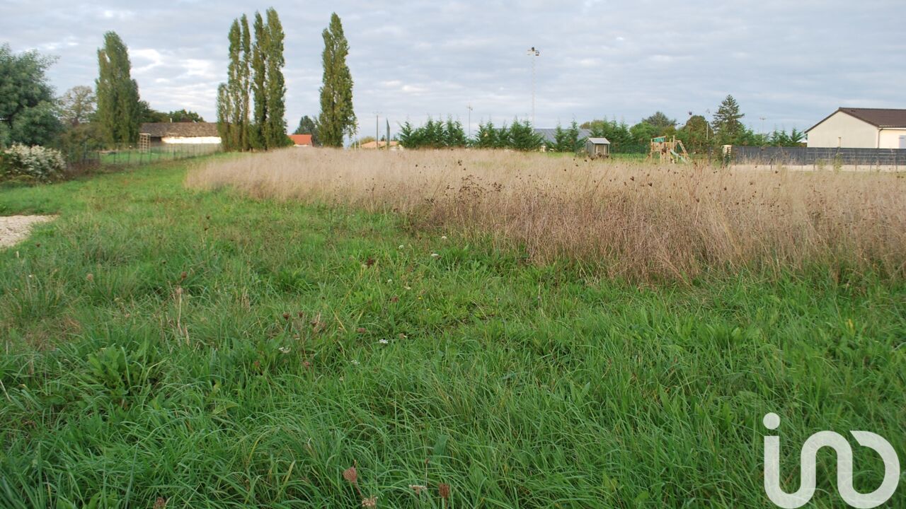 terrain  pièces 902 m2 à vendre à Saint-Pierre-d'Eyraud (24130)