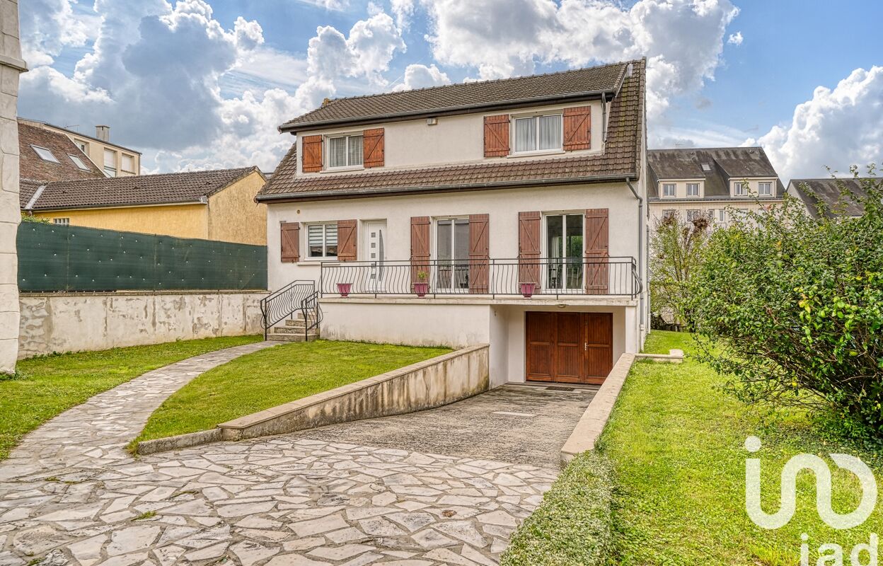 maison 6 pièces 130 m2 à vendre à Boissy-Saint-Léger (94470)