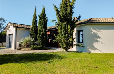 vente maison 280 900 € à proximité de Saint-Simeux (16120)