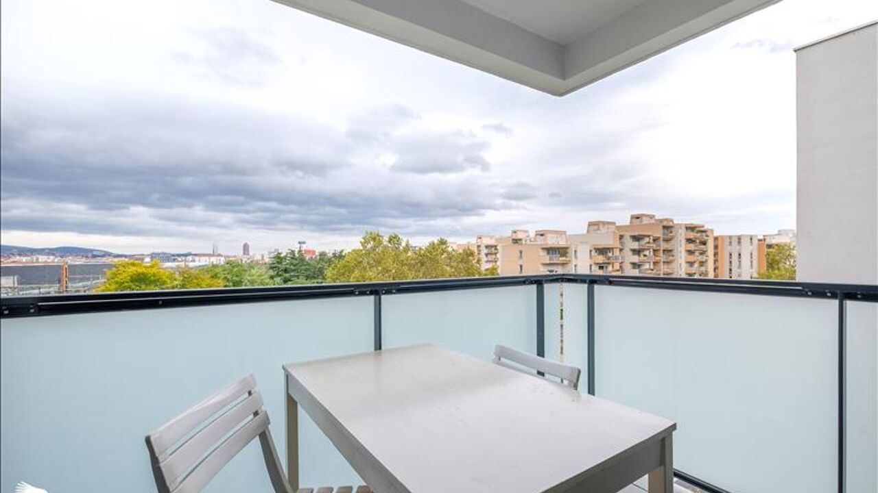 appartement 3 pièces 65 m2 à vendre à Lyon 8 (69008)