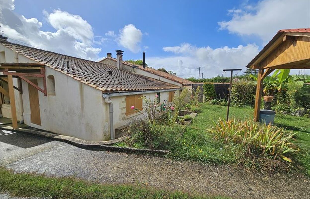 maison 4 pièces 65 m2 à vendre à Nieul-Lès-Saintes (17810)