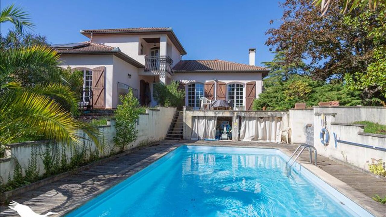 maison 5 pièces 136 m2 à vendre à Ausson (31210)