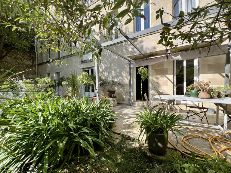 POITIERS, Blossac, appartement d'exception avec jardin, pisc — photo 1