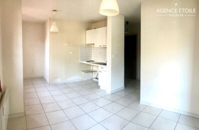 location appartement 713 € CC /mois à proximité de Les Pennes-Mirabeau (13170)