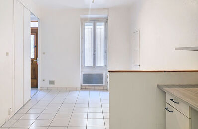 location maison 690 € CC /mois à proximité de Avignon (84000)