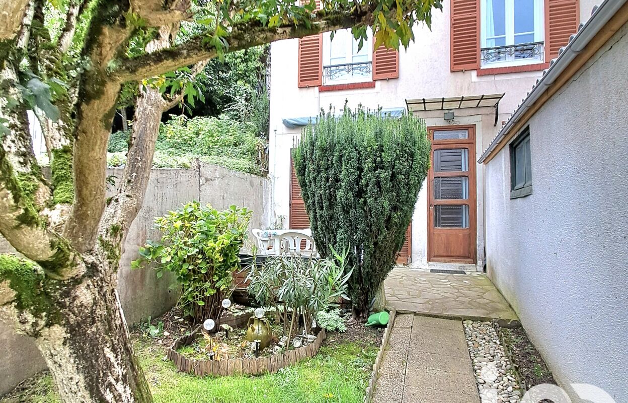 maison 4 pièces 70 m2 à vendre à Sèvres (92310)