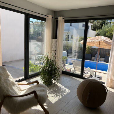 Maison 5 pièces 599000 €