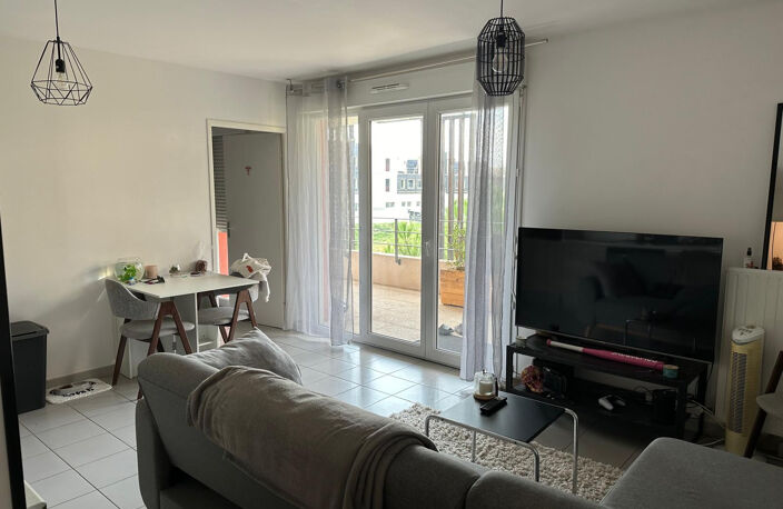 APPARTEMENT DE 58 M2 AVEC TERRASSE — photo 2