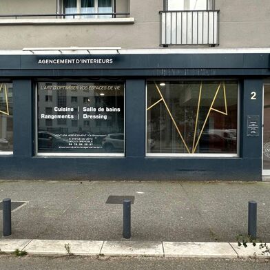 Commerce  150000 €