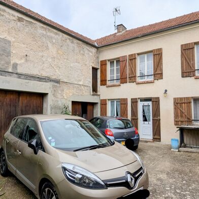 Maison 5 pièces 230 m²