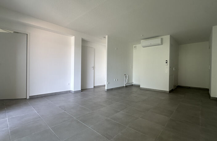 Appartement T3 première ligne plage - VIAS PLAGE — photo 3