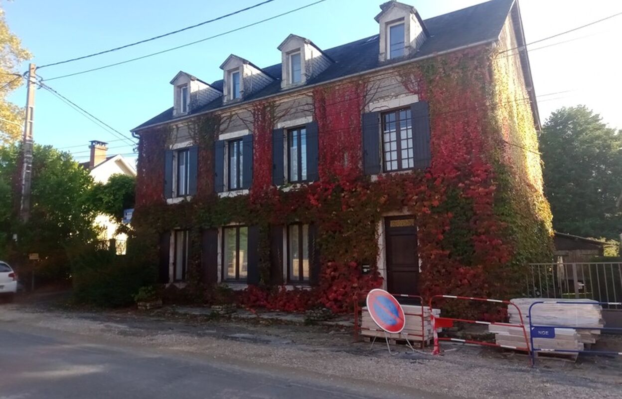 maison 10 pièces 185 m2 à vendre à Montignac (24290)