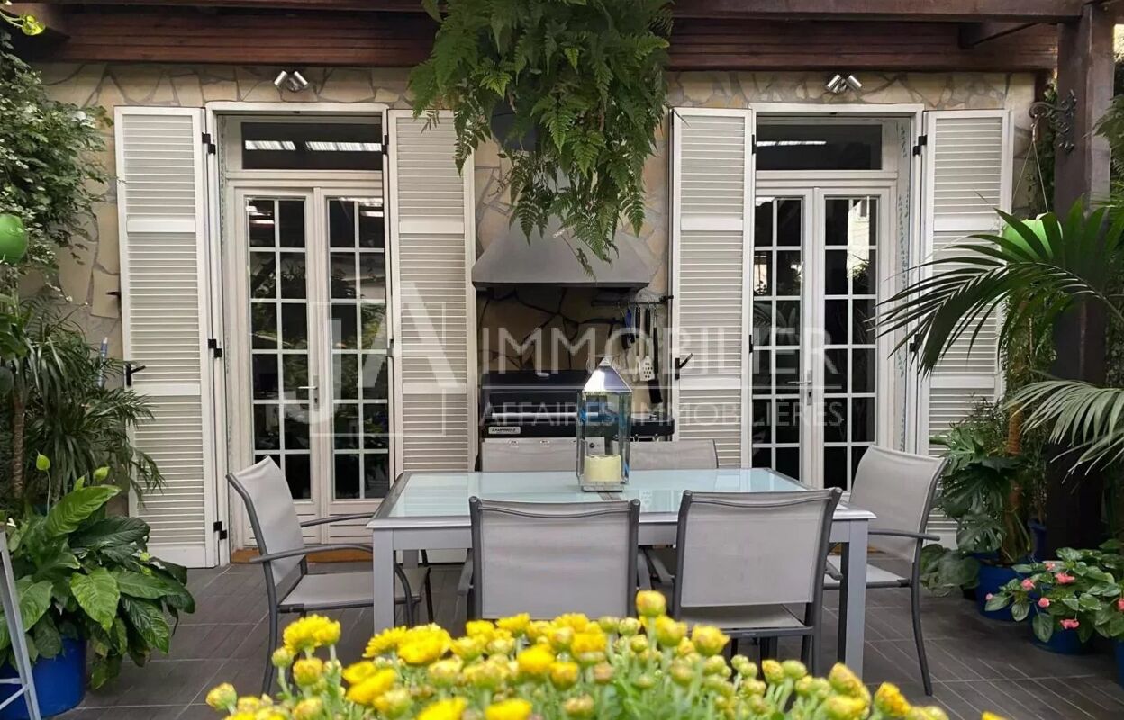 maison 4 pièces 126 m2 à vendre à Nice (06000)