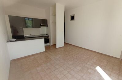 location appartement 560 € CC /mois à proximité de L'Isle-sur-la-Sorgue (84800)