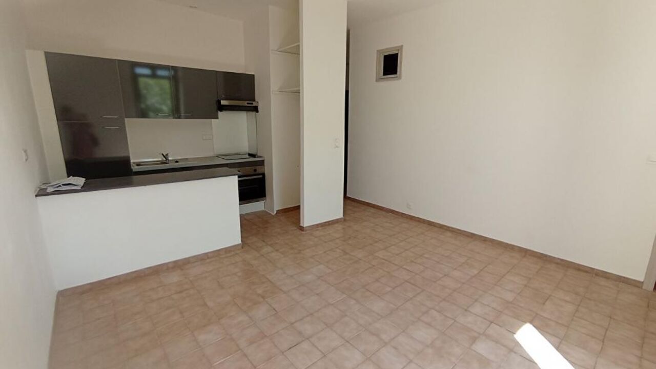 appartement 2 pièces 37 m2 à louer à Cavaillon (84300)