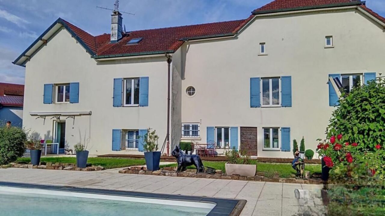 maison 8 pièces 267 m2 à vendre à Pusey (70000)