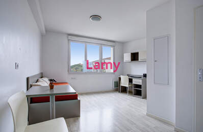Parking + Appartement — photo du bien