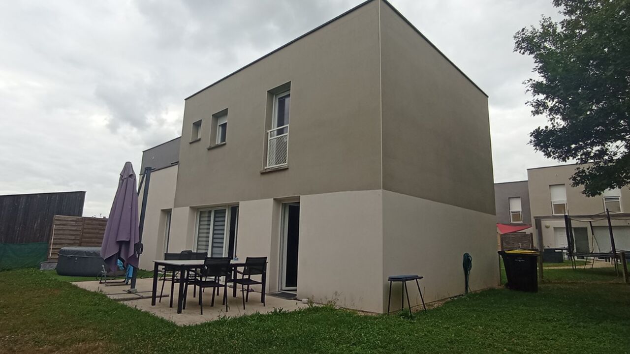 maison 4 pièces 95 m2 à vendre à Saint-Léger-des-Bois (49170)