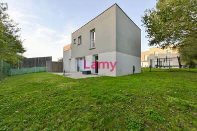 Maison 4 pièces 256000 €