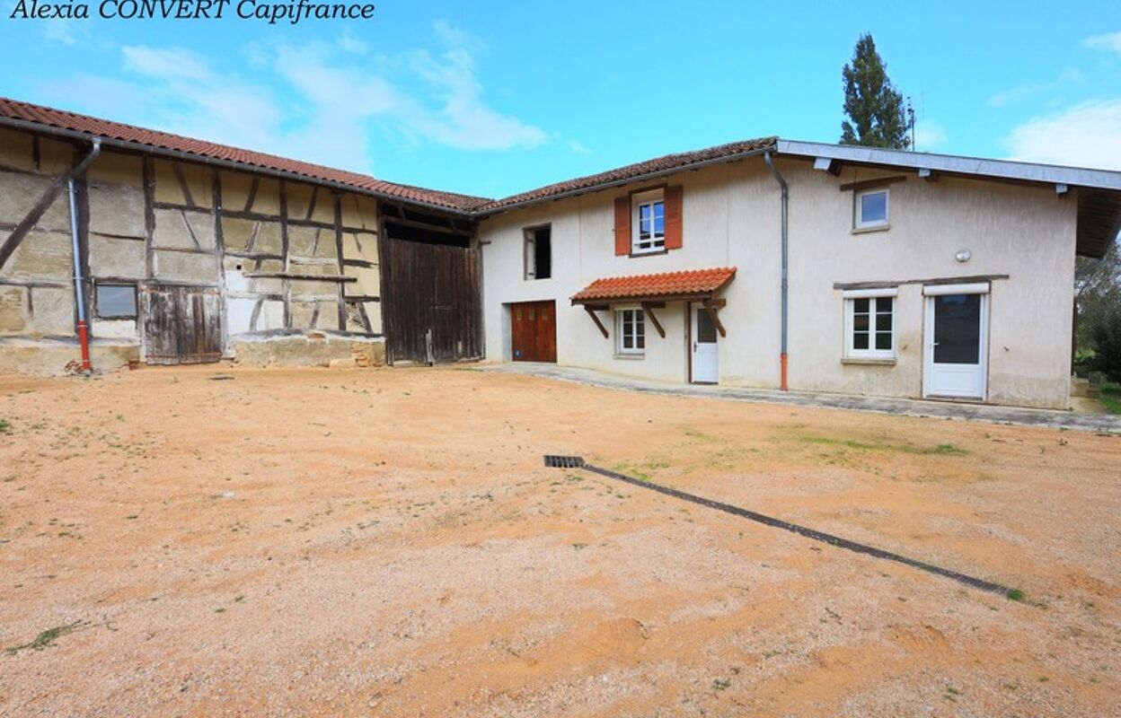 maison 5 pièces 136 m2 à vendre à Vandeins (01660)