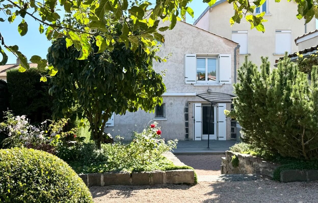 maison 6 pièces 165 m2 à vendre à Riom (63200)