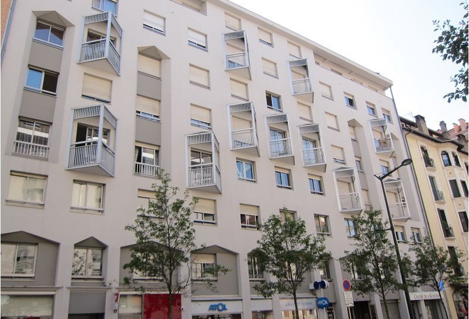 PARKING — photo 1