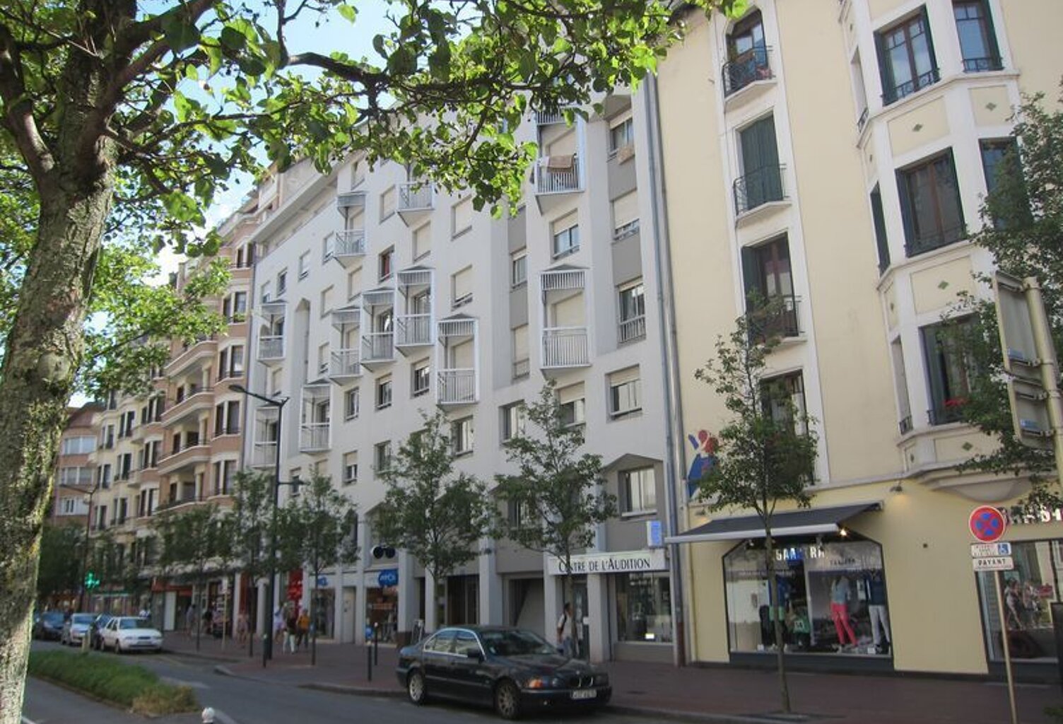 PARKING — photo 1