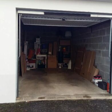 Garage  24500 €