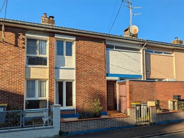 LILLE - PROXIMITE DU CHR -  MAISON DE 90 M2 AVEC JARDIN - A CONF — photo du bien