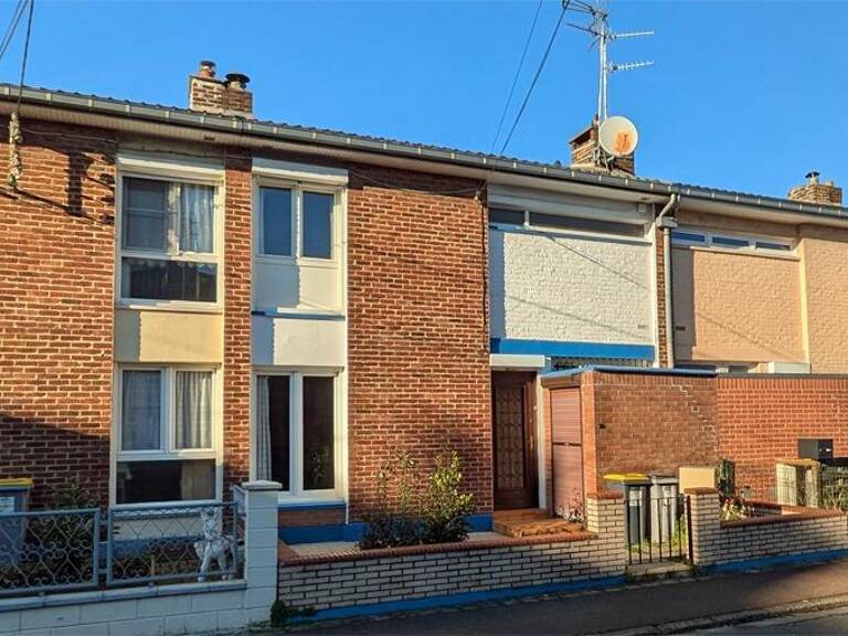 LILLE - PROXIMITE DU CHR -  MAISON DE 90 M2 AVEC JARDIN - A CONF — photo 1