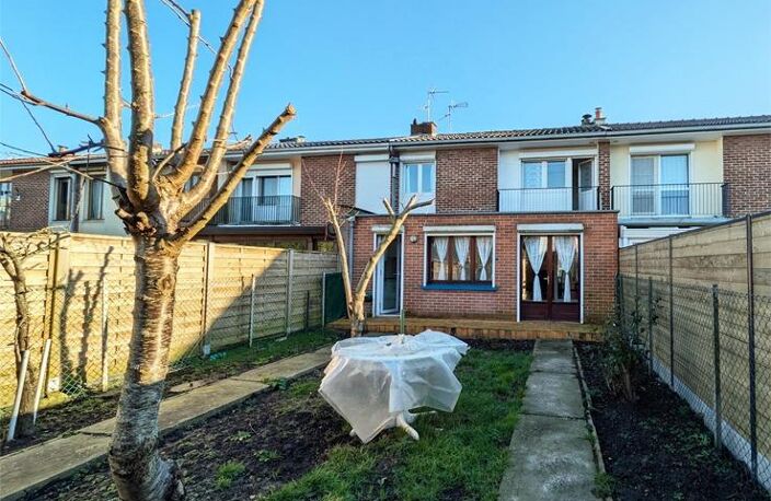 LILLE - PROXIMITE DU CHR -  MAISON DE 90 M2 AVEC JARDIN - A CONF — photo 4