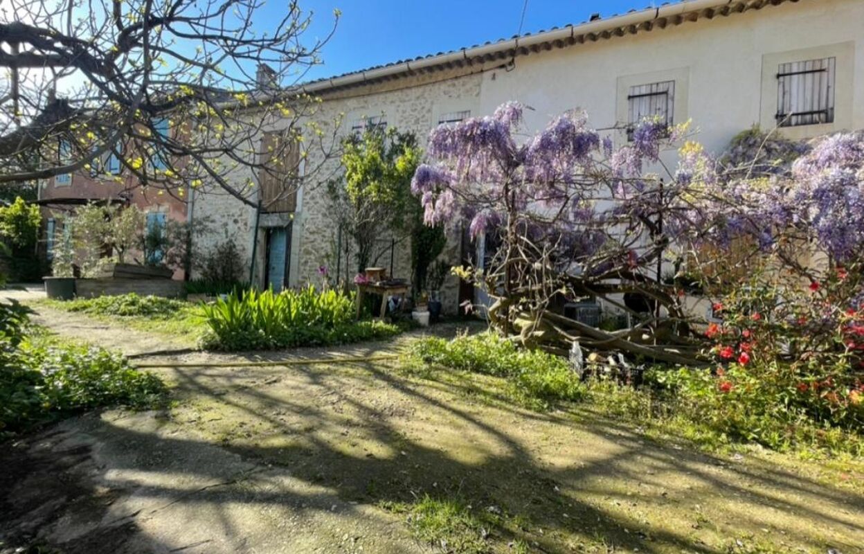 maison 7 pièces 200 m2 à vendre à Robion (84440)