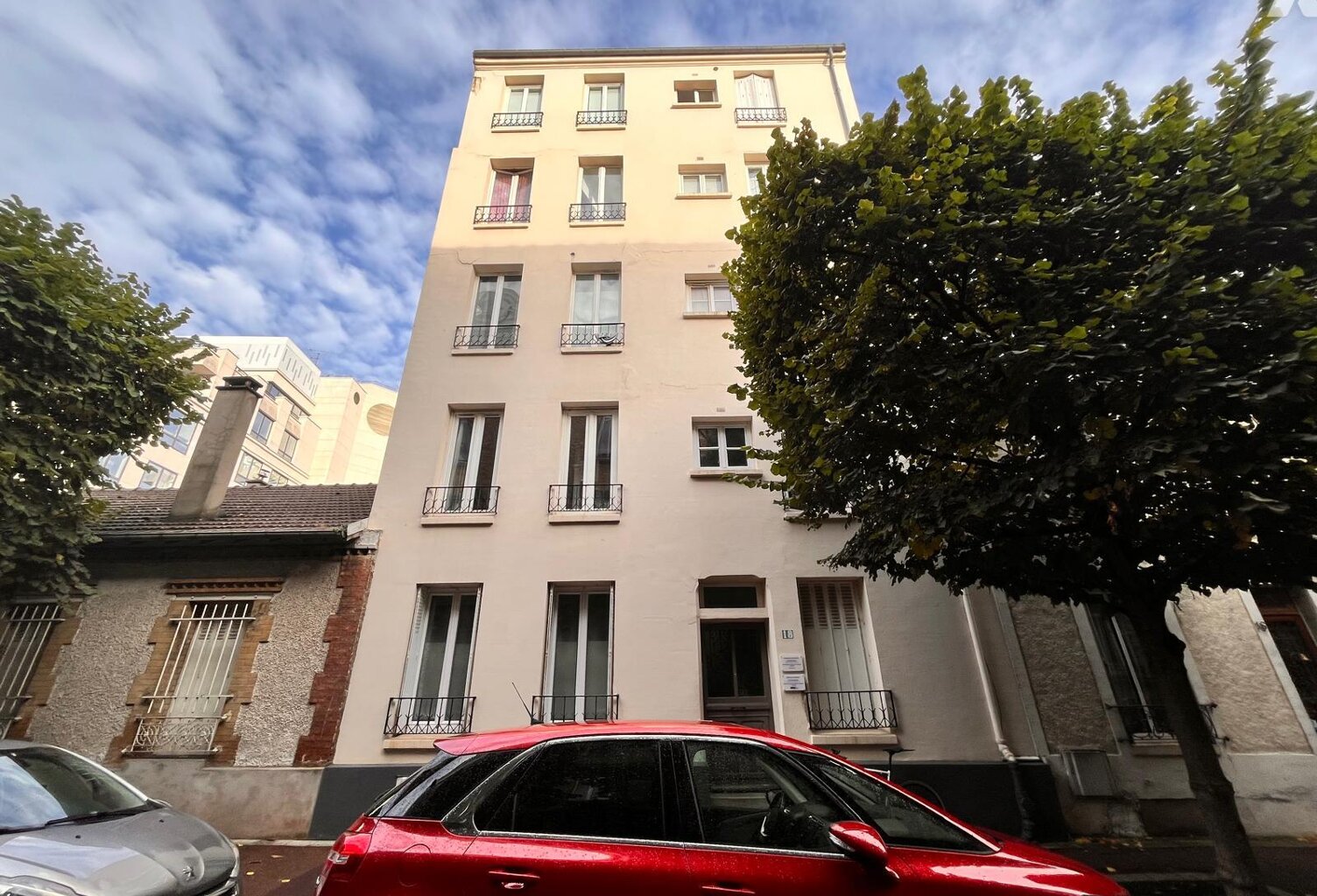 Vente appartement 1 pièce 12 m² Issy-les-Moulineaux (92130) — photo 1
