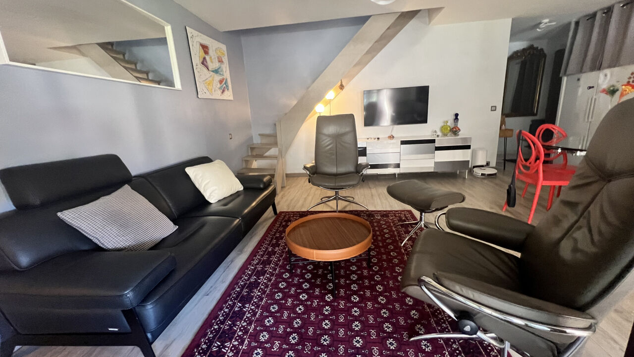 appartement 4 pièces 81 m2 à vendre à Carqueiranne (83320)