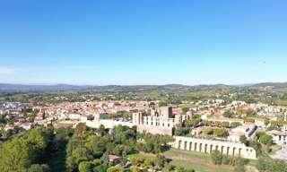 Bureau   m² à louer à La Tour-d'Aigues (84240)