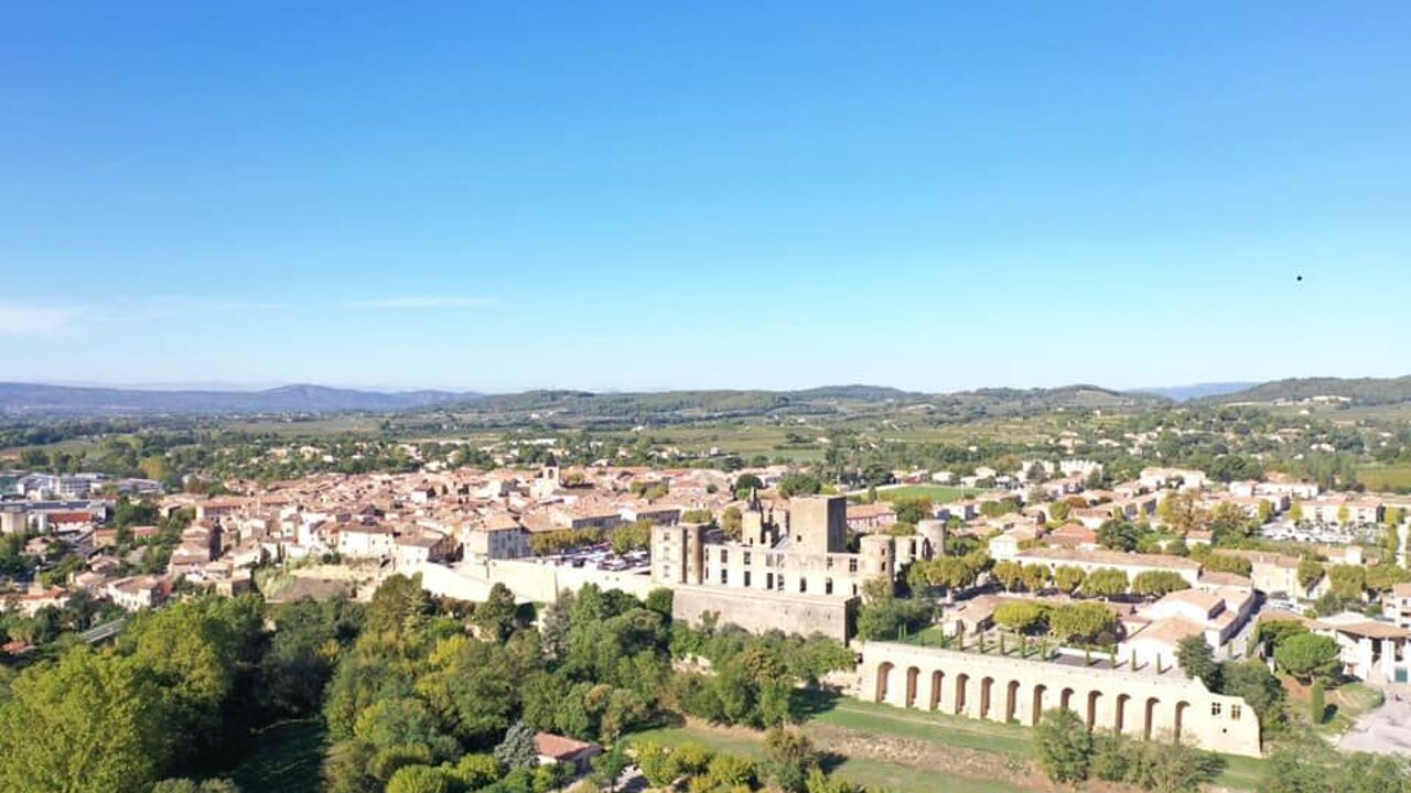 bureau  pièces  m2 à louer à La Tour-d'Aigues (84240)