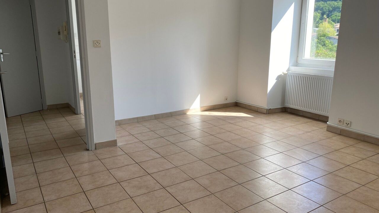 appartement 3 pièces 49 m2 à louer à Aubenas (07200)