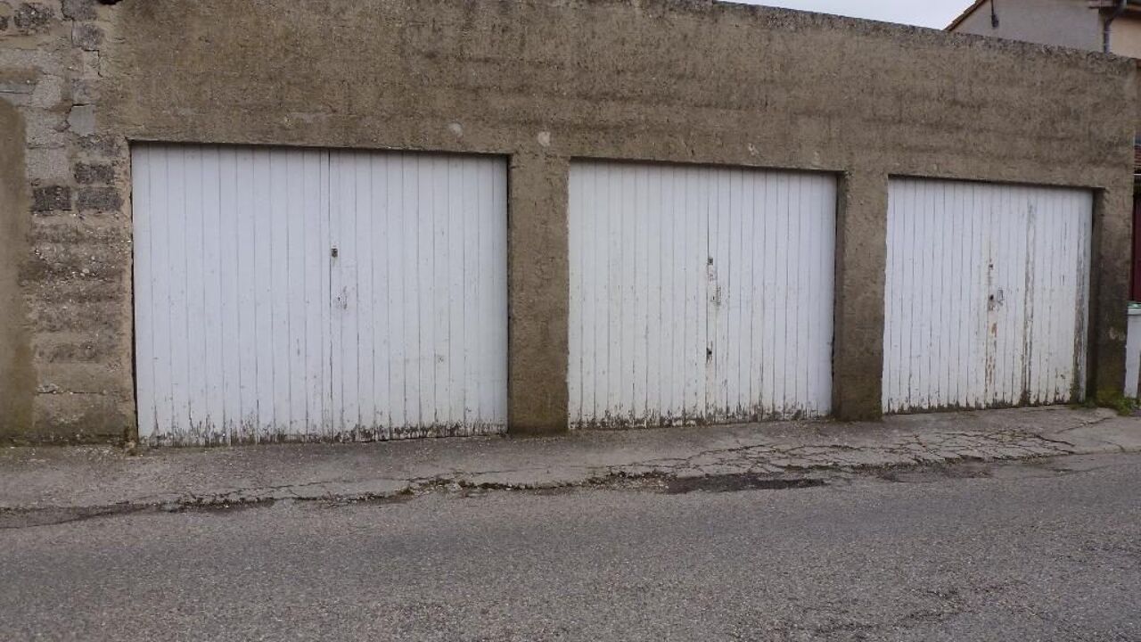 garage  pièces  m2 à louer à Bourg-de-Péage (26300)