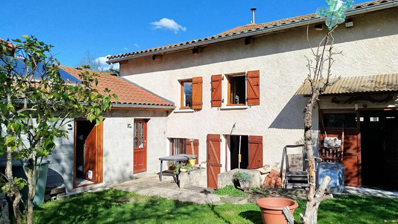 maison 7 pièces 106 m2 à vendre à Beurières (63220)