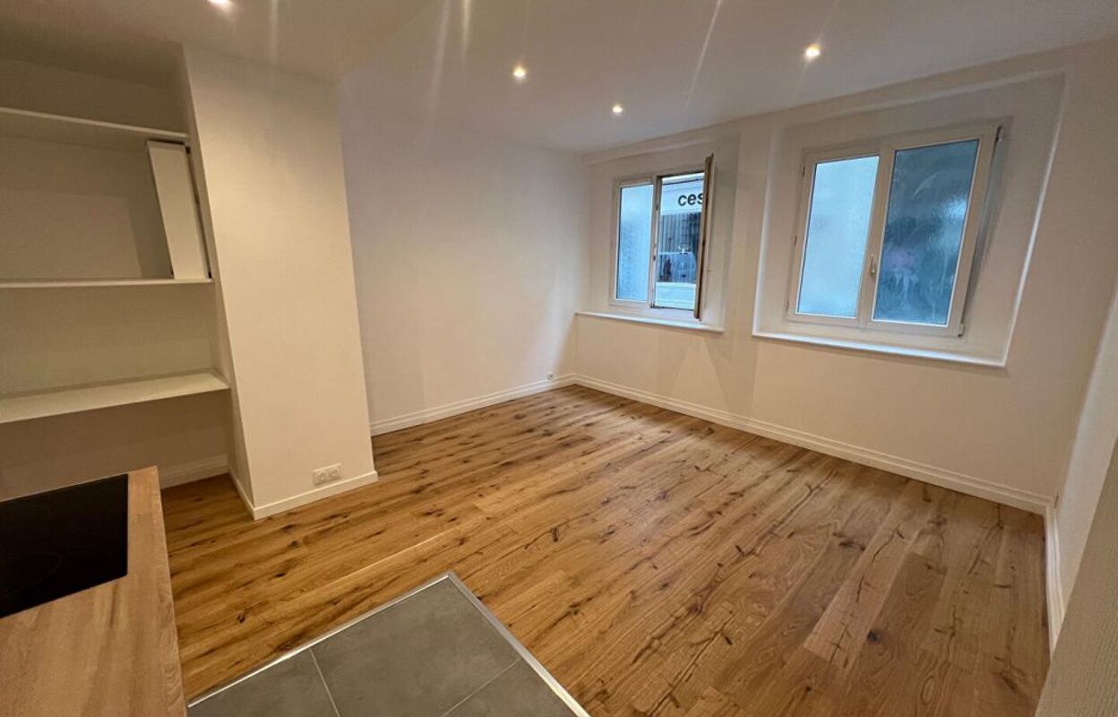 appartement 2 pièces 37 m2 à vendre à Paris 17 (75017)