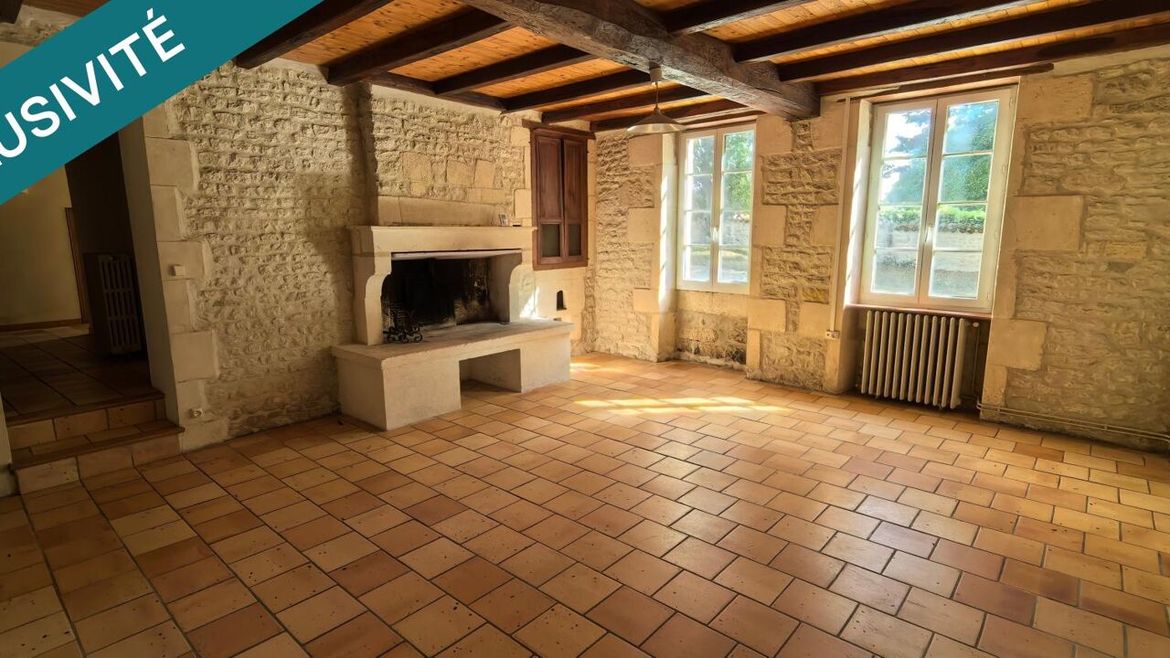 maison 5 pièces 106 m2 à vendre à Essouvert (17400)