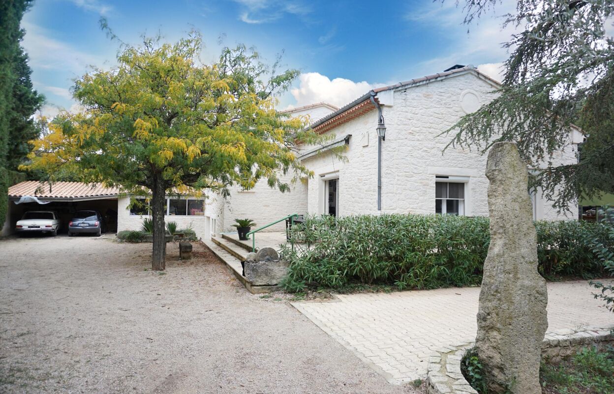 maison 6 pièces 160 m2 à vendre à Villeneuve-Lès-Avignon (30400)