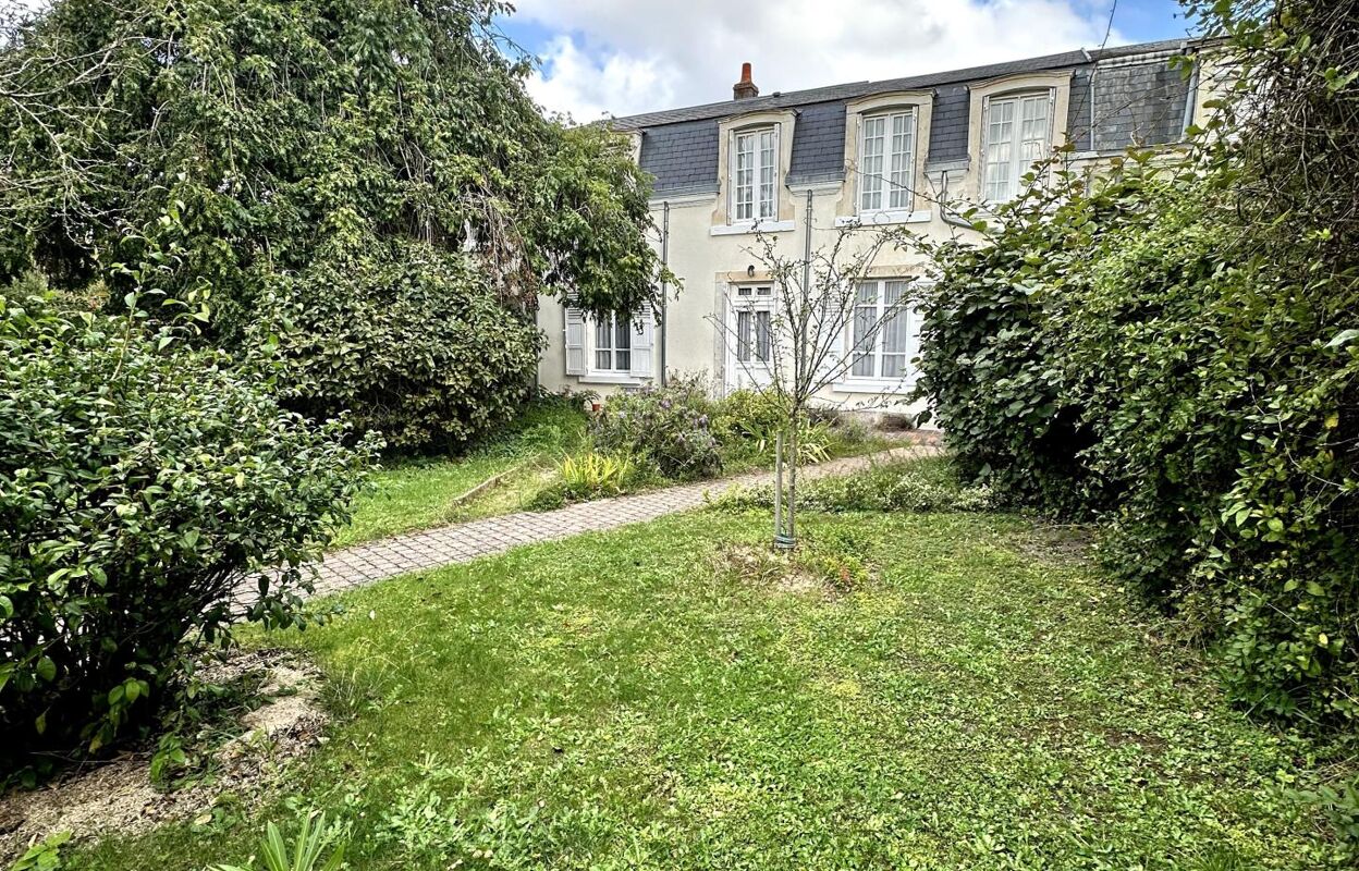 maison 9 pièces 184 m2 à vendre à Orléans (45000)