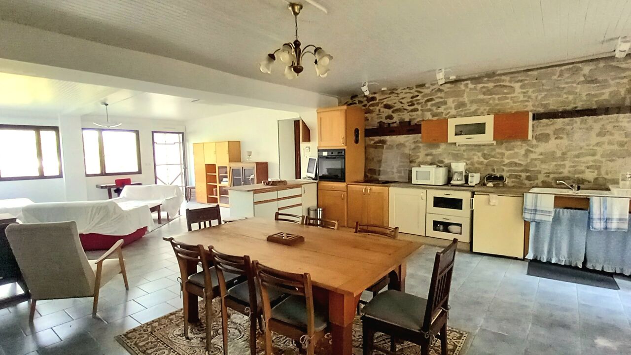 maison 5 pièces 175 m2 à vendre à Aynac (46120)